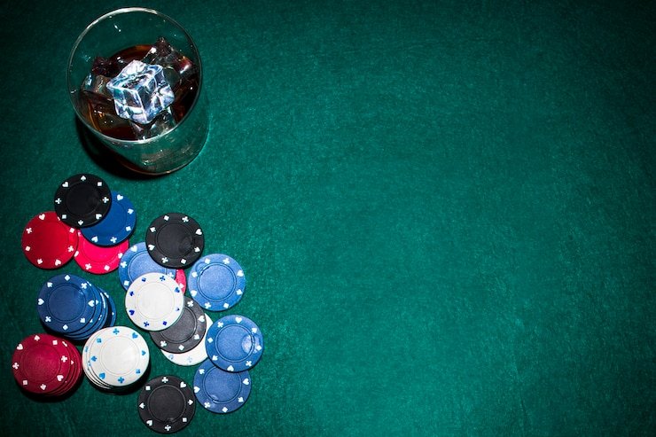Antarmuka meja Infinite Blackjack dengan dealer langsung dan pemain di 3prizetoto